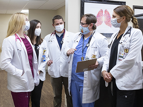 AshfordClinic_ACOMStudents_DrHovey